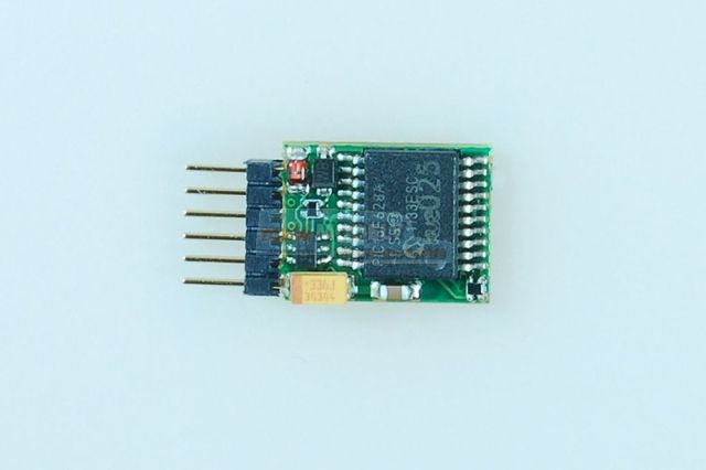 Dekodér N025-P  s 6-pin konektorem, 0,7A