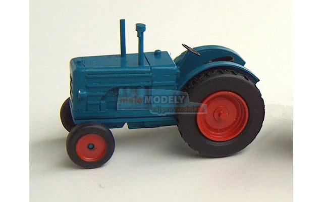 Traktor HANOMAG kolový - modrý