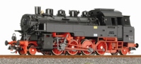 parní lokomotiva černá s červeným pojezdem, typ BR 86