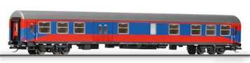 červený-modrý s šedou střechou „BahnTouristikExpress“, zavazadlový