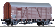 krytý nákladní vůz červenohnědý s šedou střechou, typ Gms