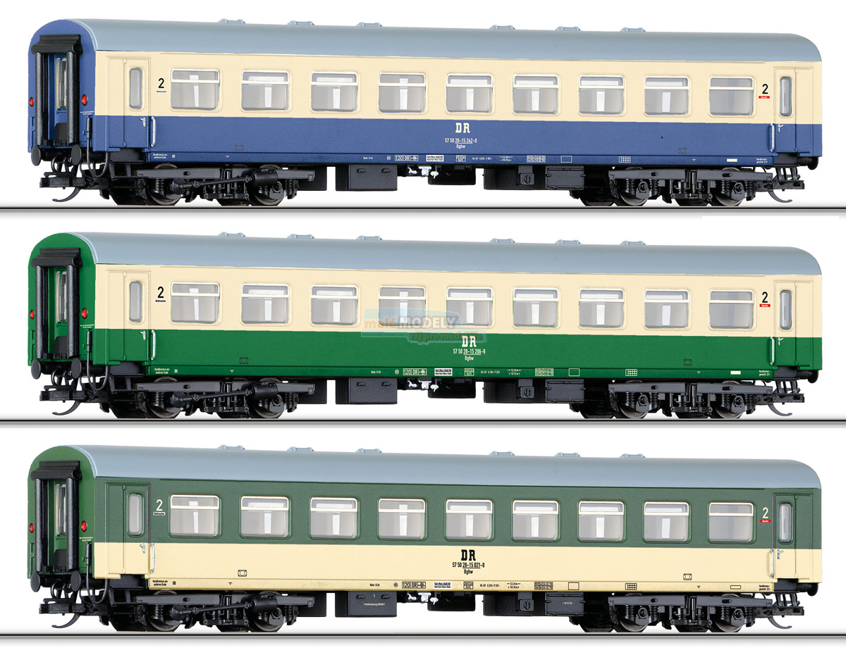 Set 3 osobních vozů 2. tř. Bghw - (31.03.2016)