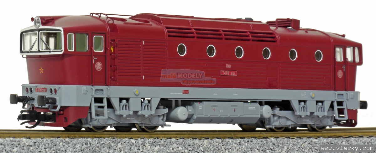 Dieselová lokomotiva T478.3161 červená