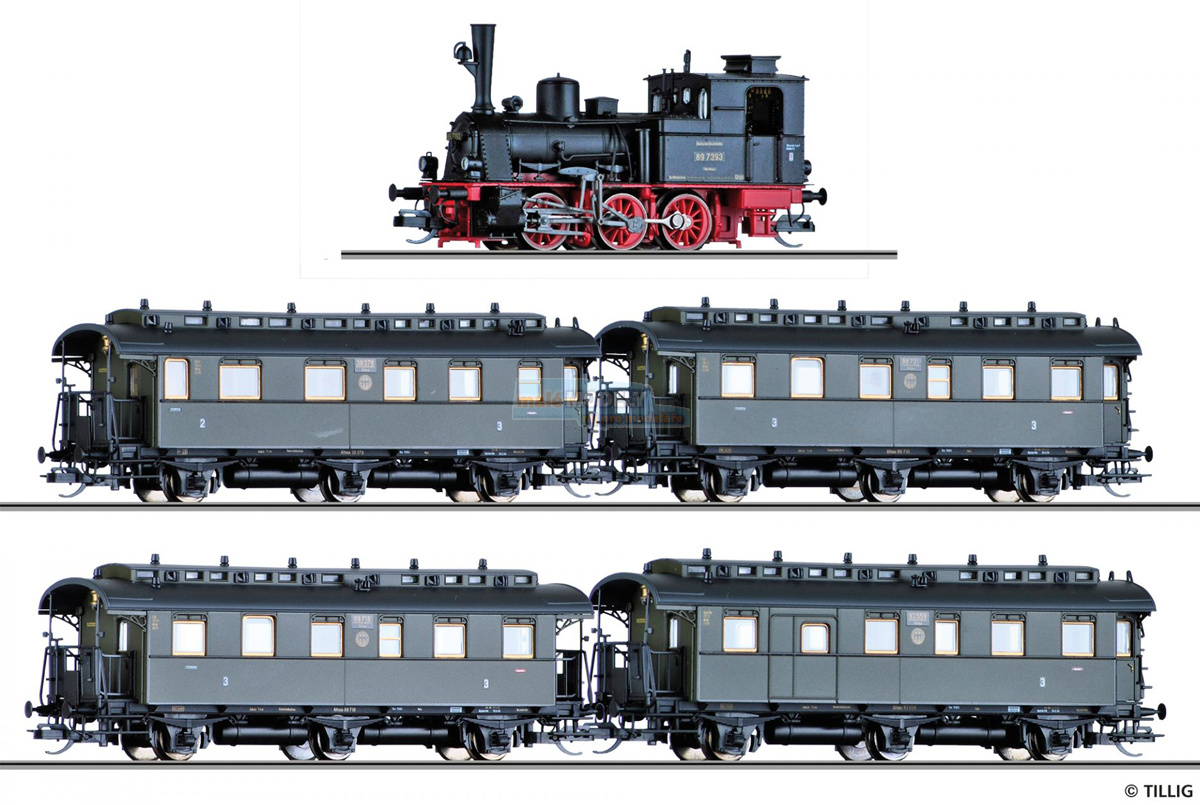 Set parní lokotmotivy T3 a 4 osobních vozů (1x BCi, 2x Ci, 1x CPwi)
