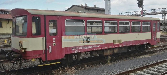 Přívěsný vůz řady 810