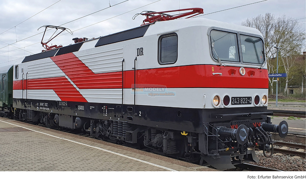 Elektrická lokomotiva 243 822-4, Erfurter Bahnservice GmbH - (31.03.2020)
