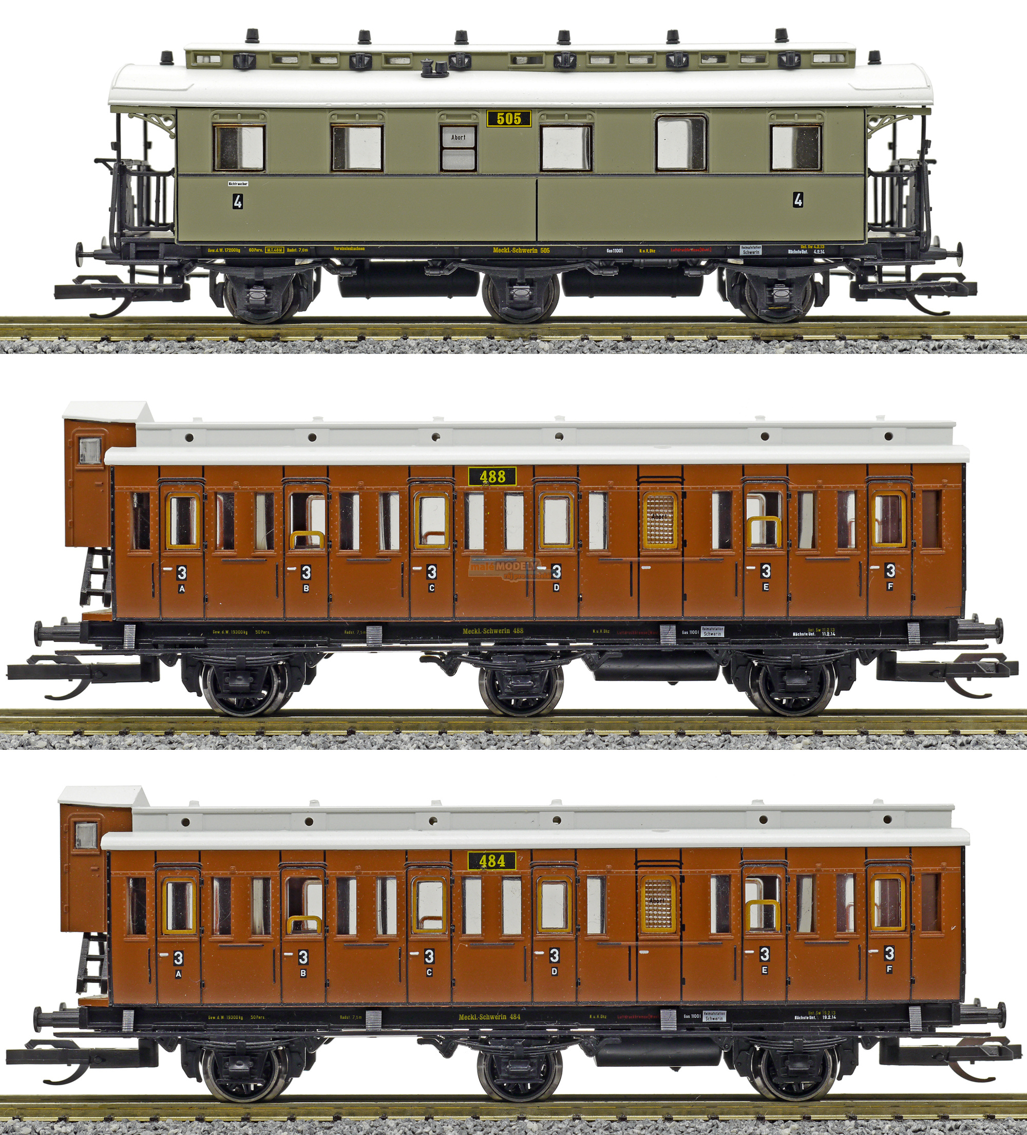 Set tří osobních vozů „Mecklenburgischer Reisezug 2“ - (31.03.2021)