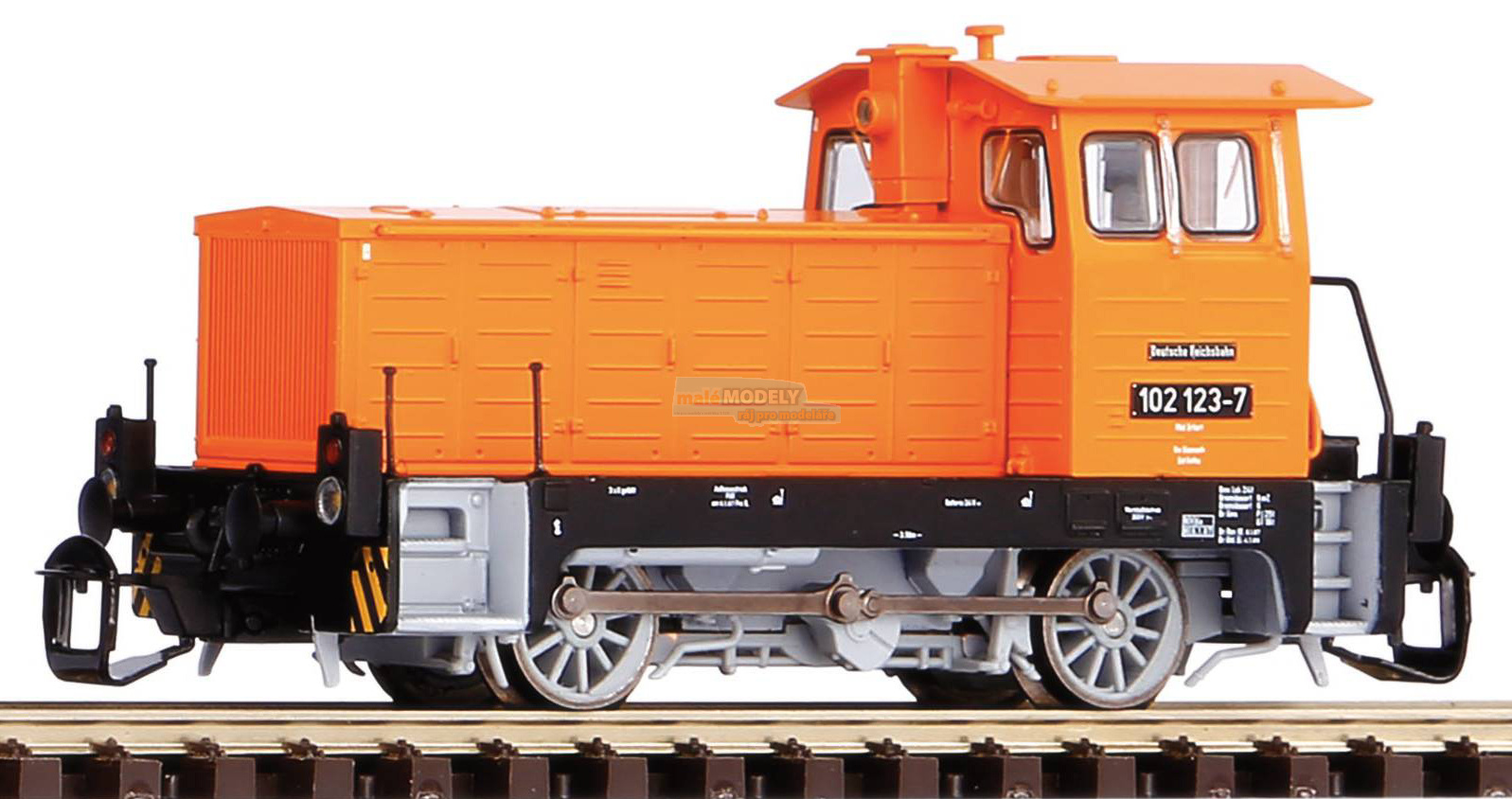 TT-Diesellok BR 102.1 orange VI + DSS Next18