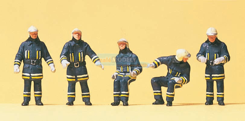 Feuerwehrmänner in moderner E