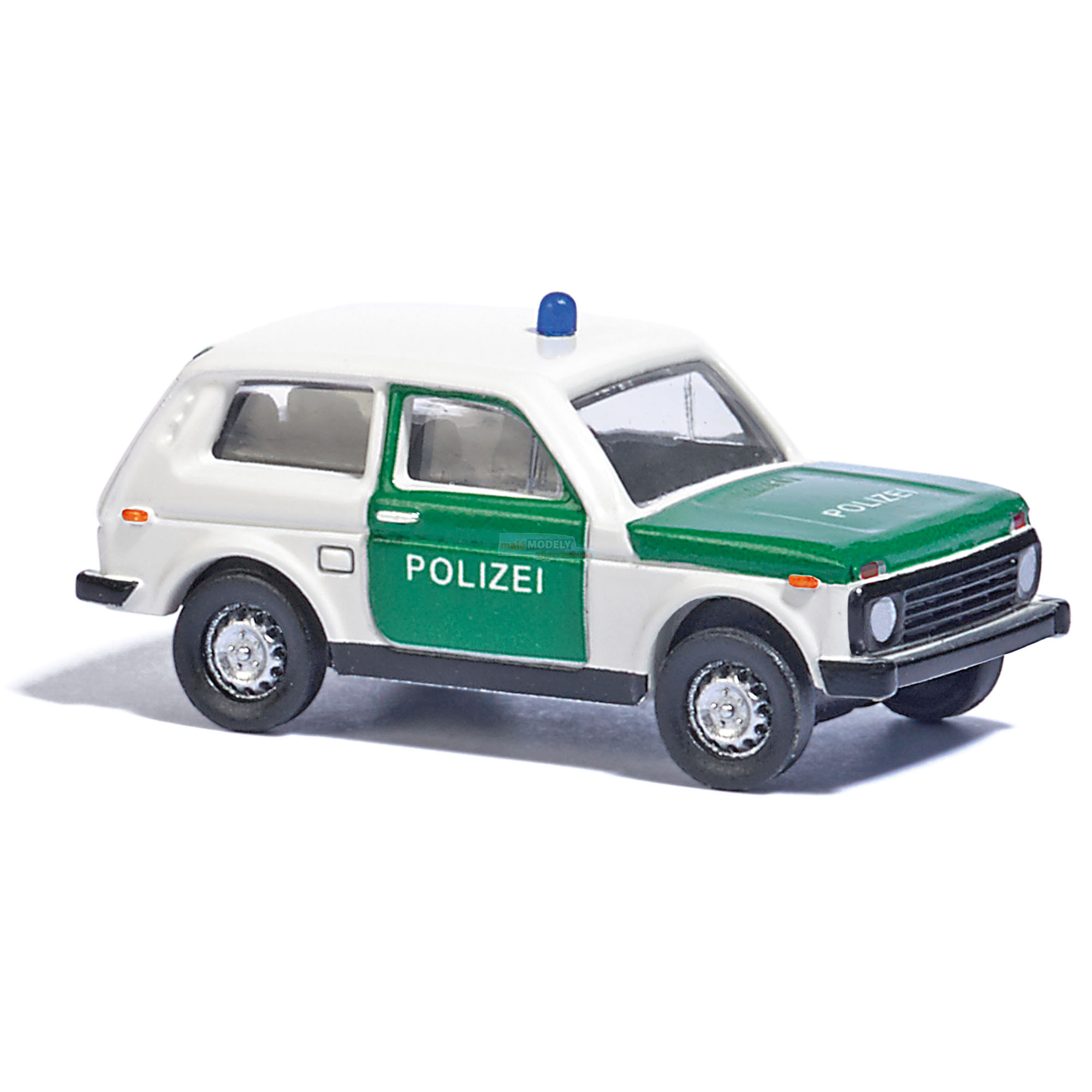 Auto oso Lada Niva Policie