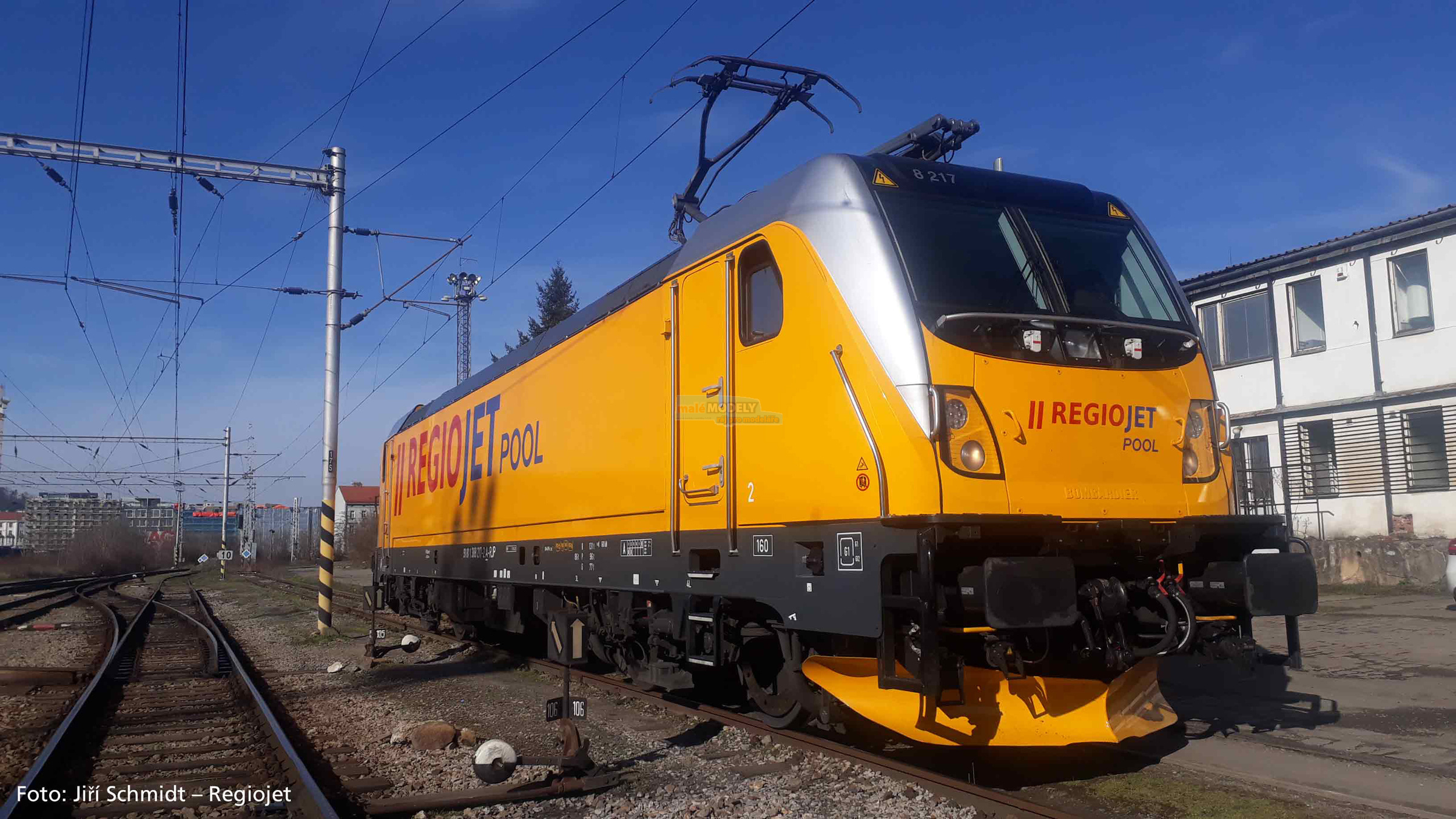TT-E-Lok BR 388 Regiojet VI + DSs PluX22