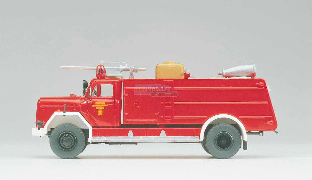 ZB 6/24. Magirus F 200 D 16 A