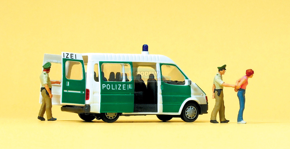 Polizeifahrzeug mit geöffnete