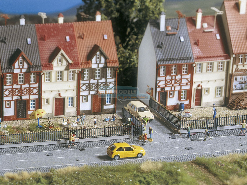 Plot - kovaný - železný 2cm x 82cm, (13ks)