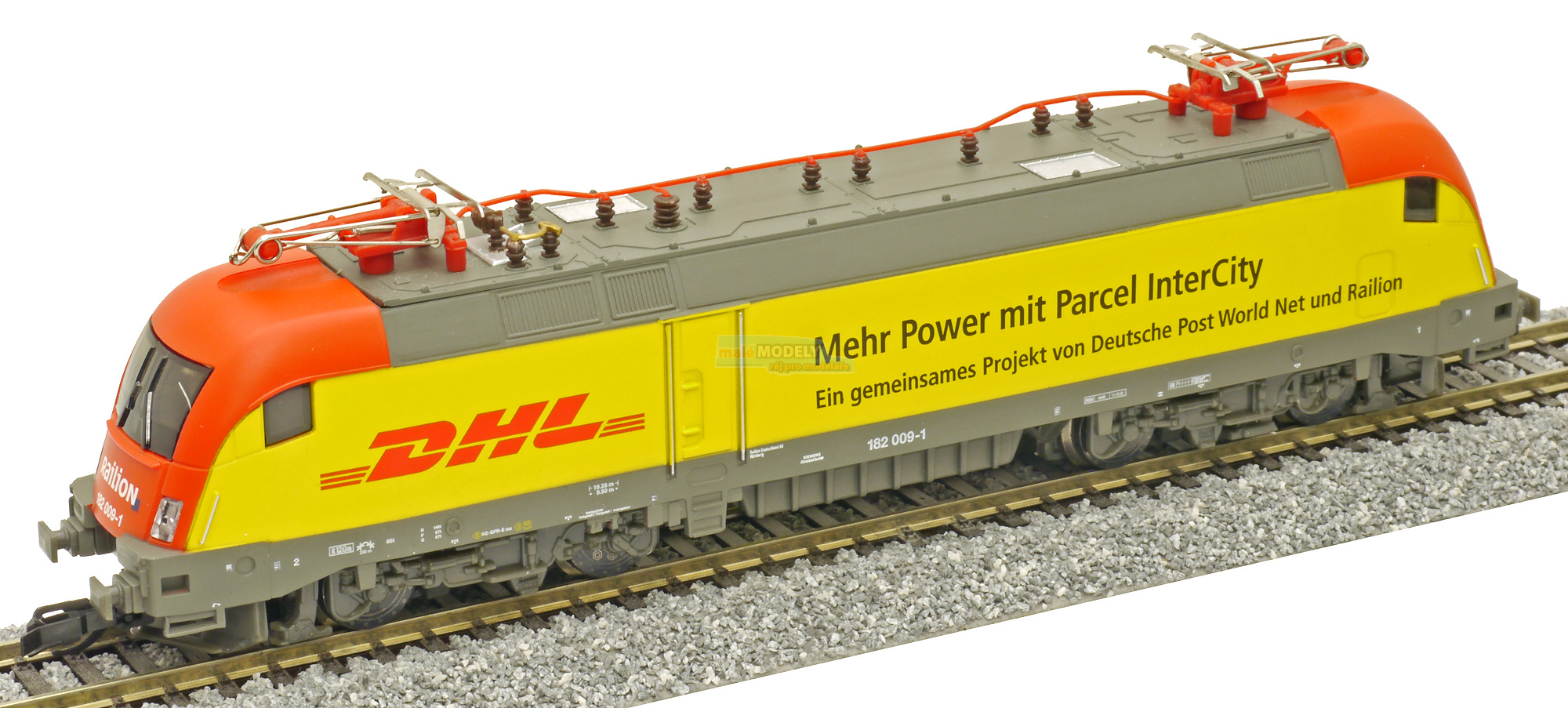 Elektrická lokomotiva řady 182 Taurus Railion DHL